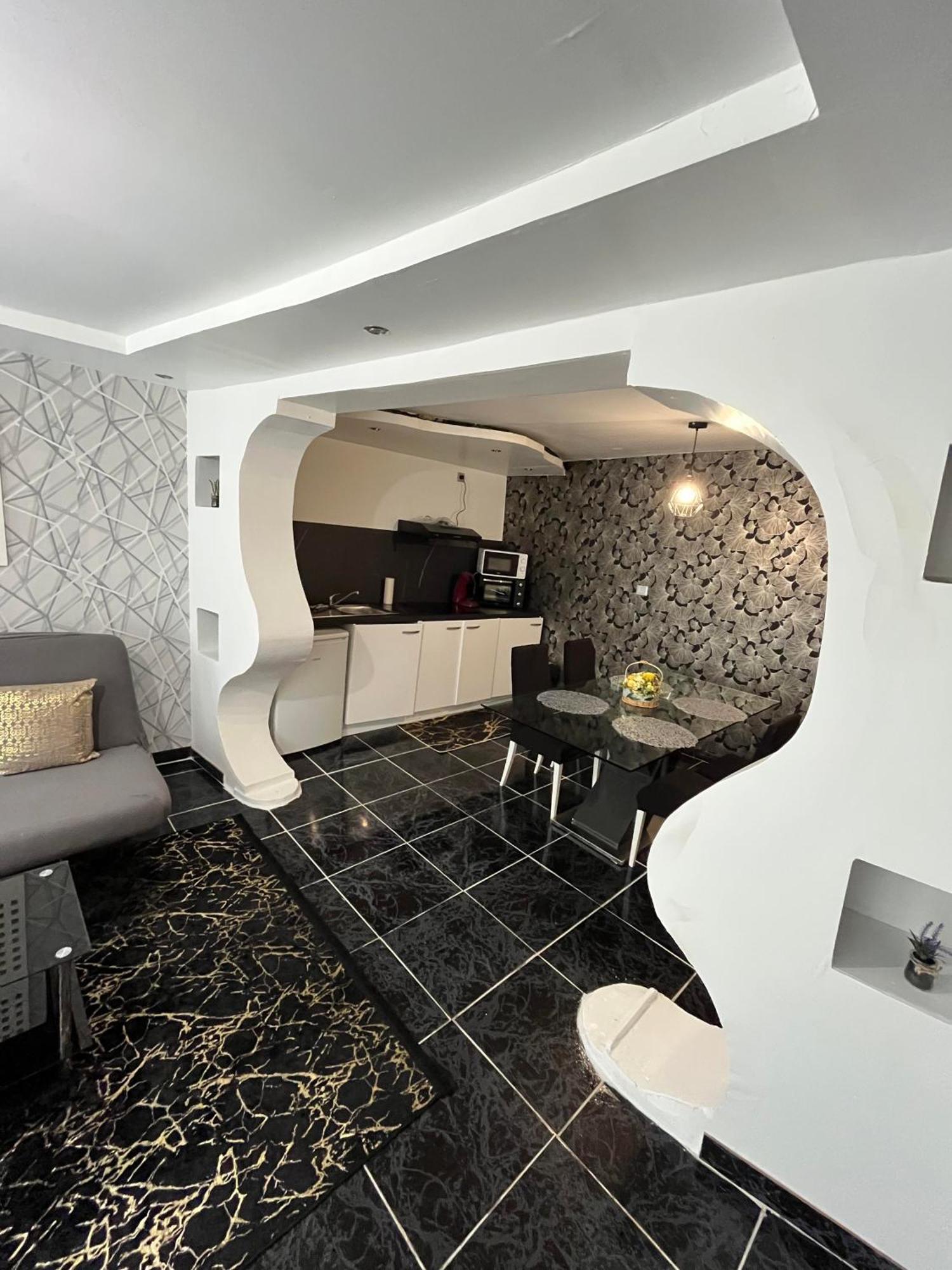 Appartement Diamant แซ็งต์-จูเนียง ภายนอก รูปภาพ